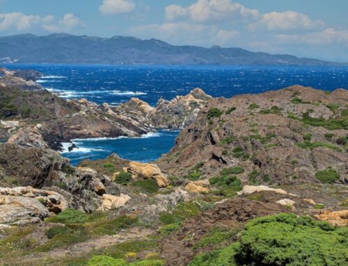 The first tourist guide for sailors on the Costa Brava – April 2021