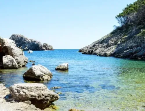 Cala Ferriol: playa con aguas cristalinas en l’Estartit