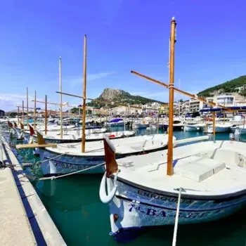 Alquiler barco estartit