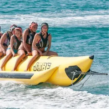 banana boat estartit