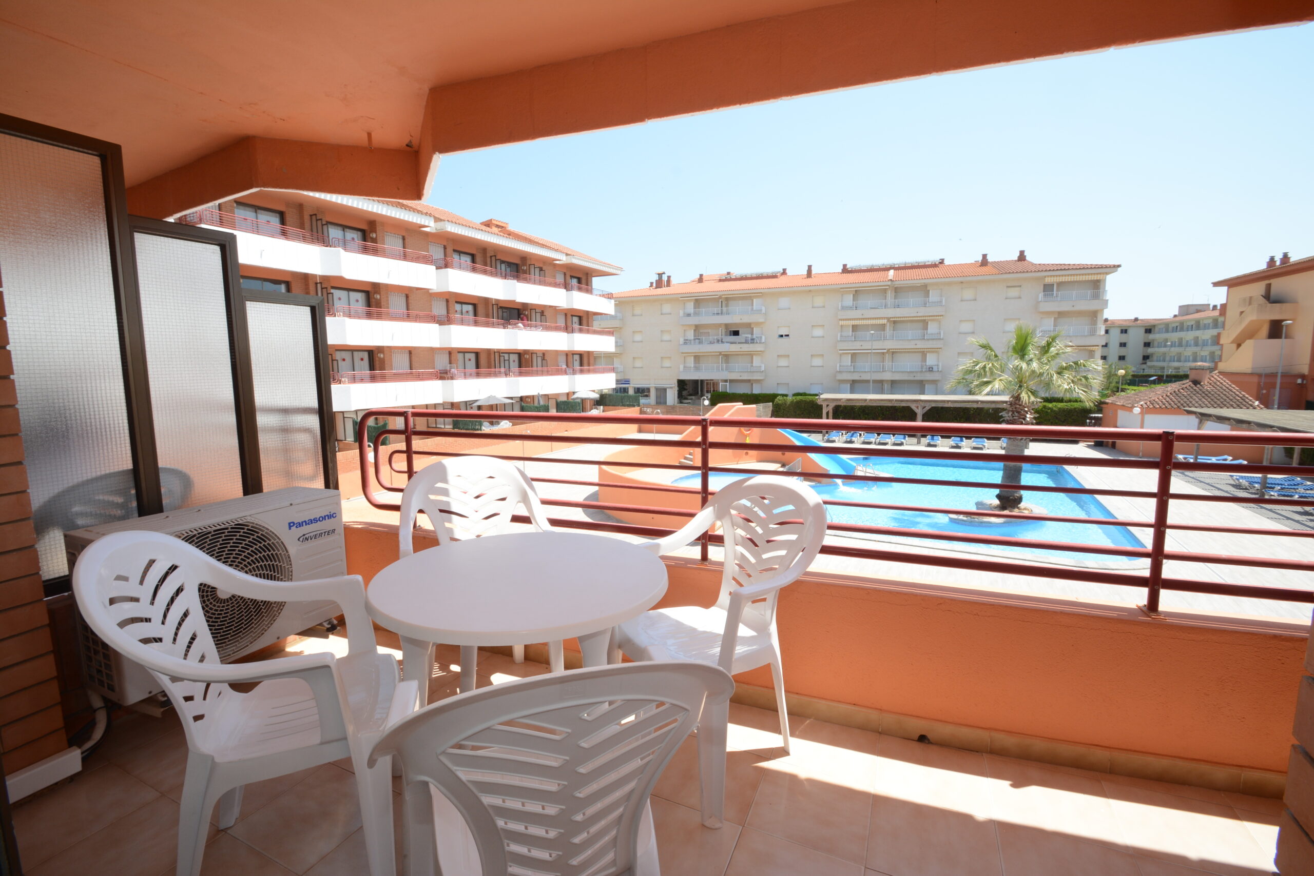 BALCON PISCINA LADO B