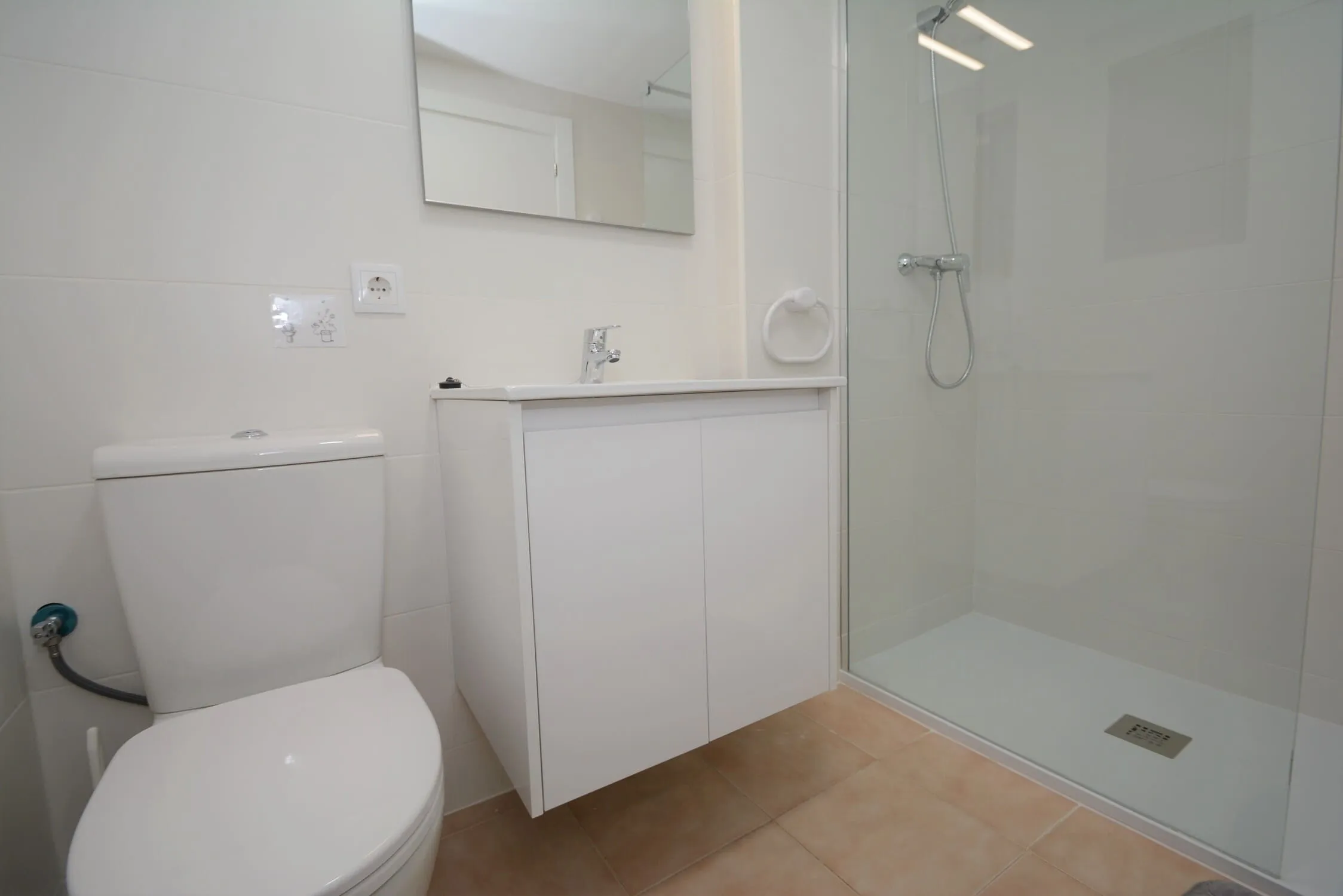 baño edificio c baño edificio c